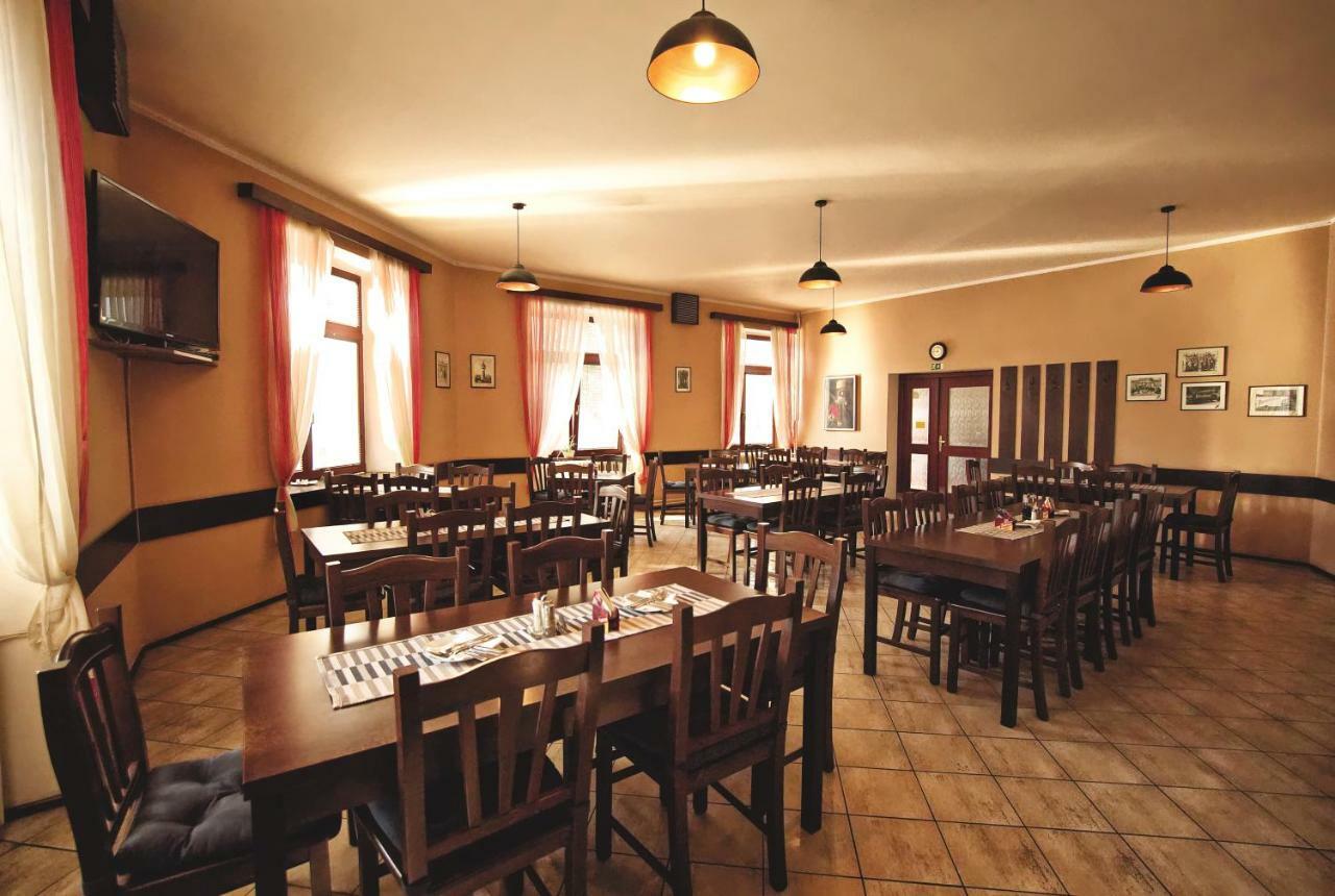 Restaurace a Penzion Praha Dolní Dunajovice Esterno foto